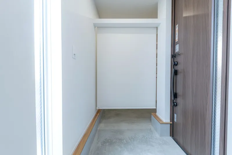 堺市注文住宅　新築・建替え　玄関土間収納