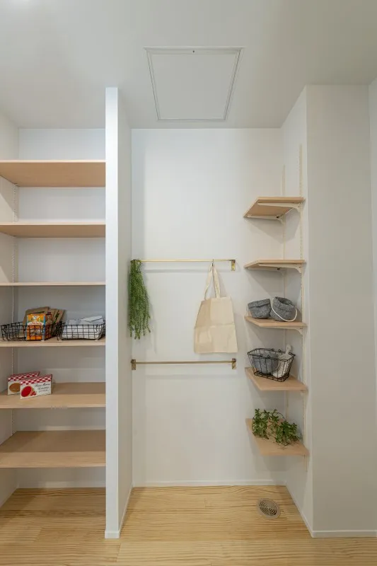 堺市注文住宅　新築・建替え　パントリー